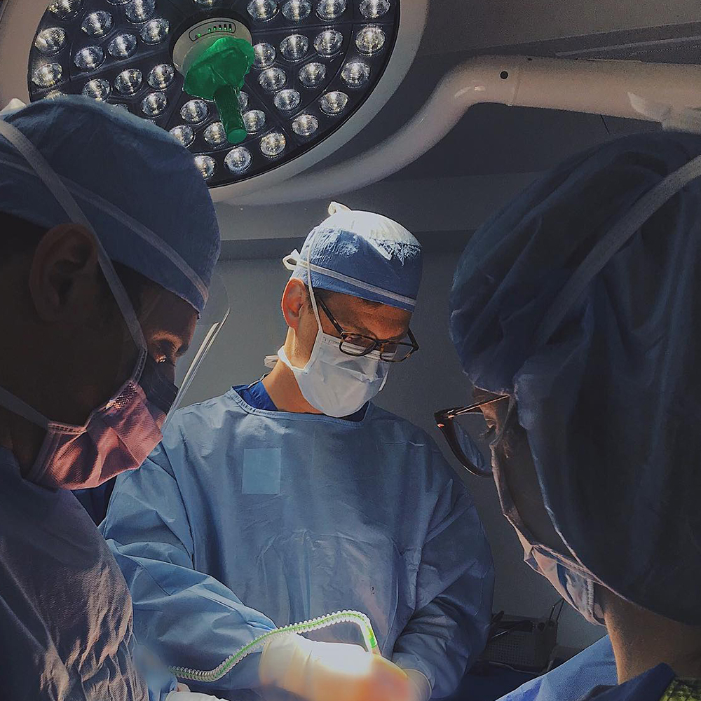 Dr. Rowe performing bbl